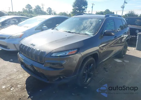 2018 Jeep Cherokee Latitude 4X4 from USA, damaged, VIN 1C4PJMCX2JD551309